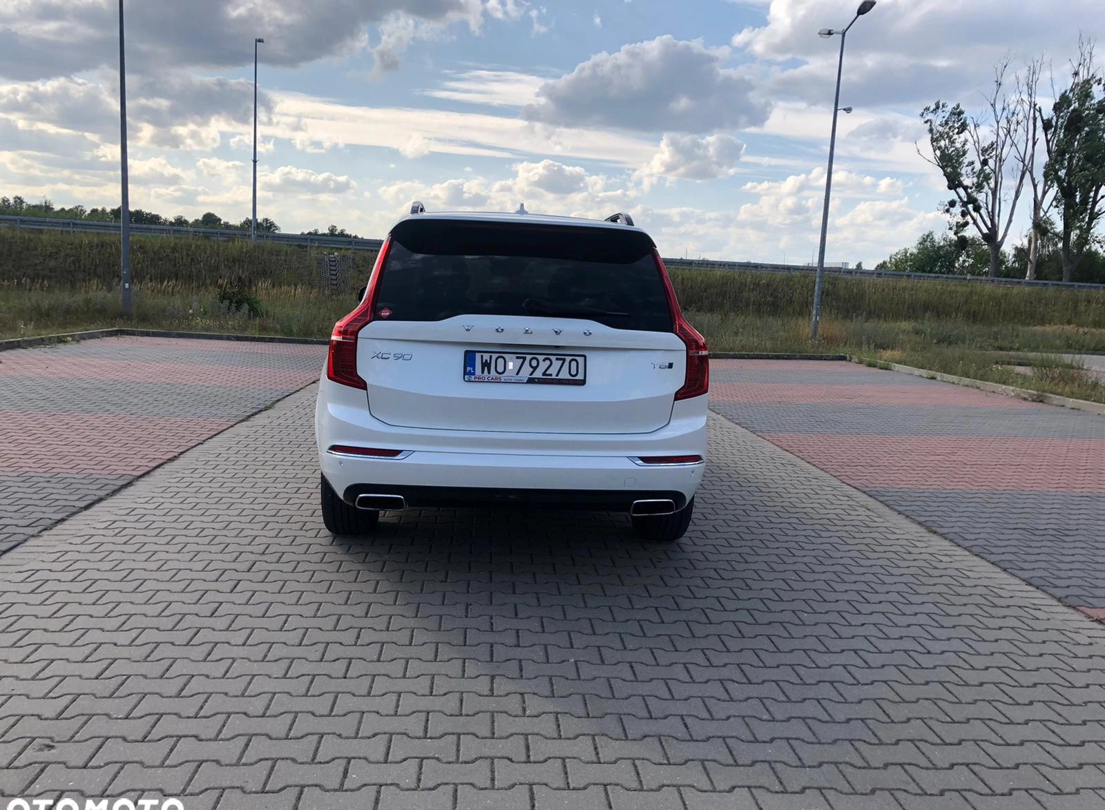 Volvo XC 90 cena 99000 przebieg: 135000, rok produkcji 2015 z Ostrołęka małe 254